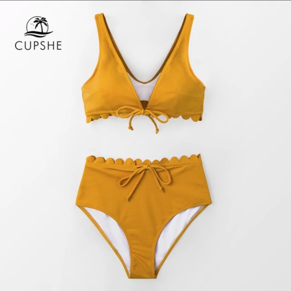 Cupshe Bikini Size M NWOT